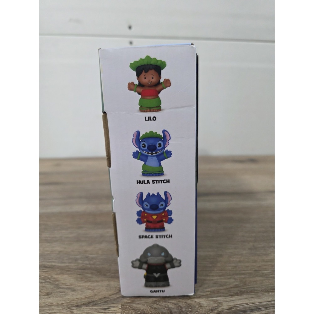 Fisher-Price Little People Collector Disney Stitch and The Cousins, 4 figures - Picture 3 of 9